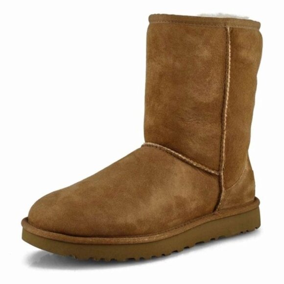 UGG Unisex Kids Classic Short Boots - Picture 3 of 7